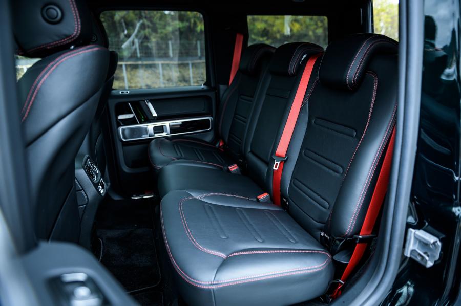 Интерьер Mercedes-Benz G350 d (W463) 2019 года  (JP) (фото 2 из 18)